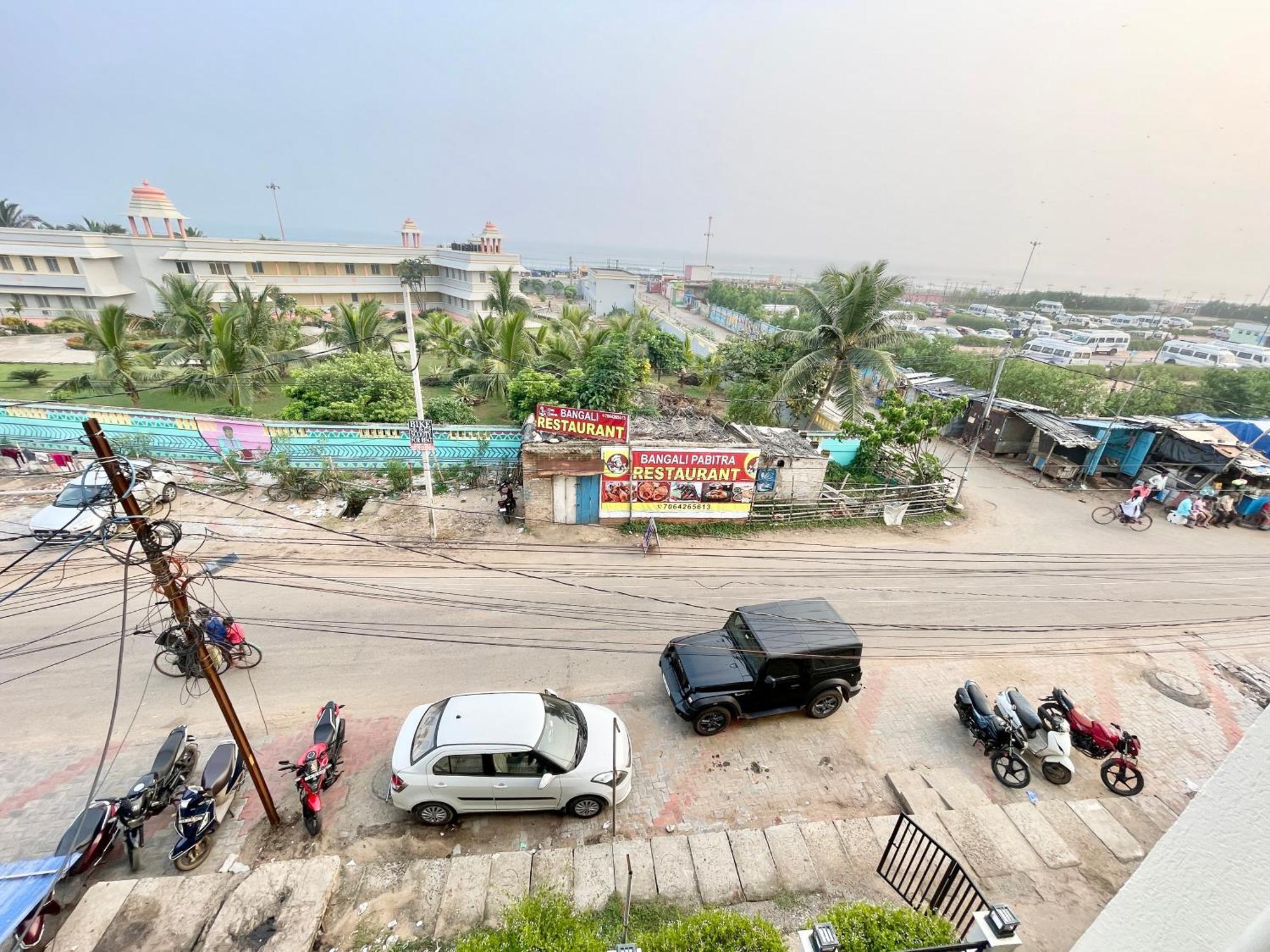 Close Hotel Puri Exterior photo