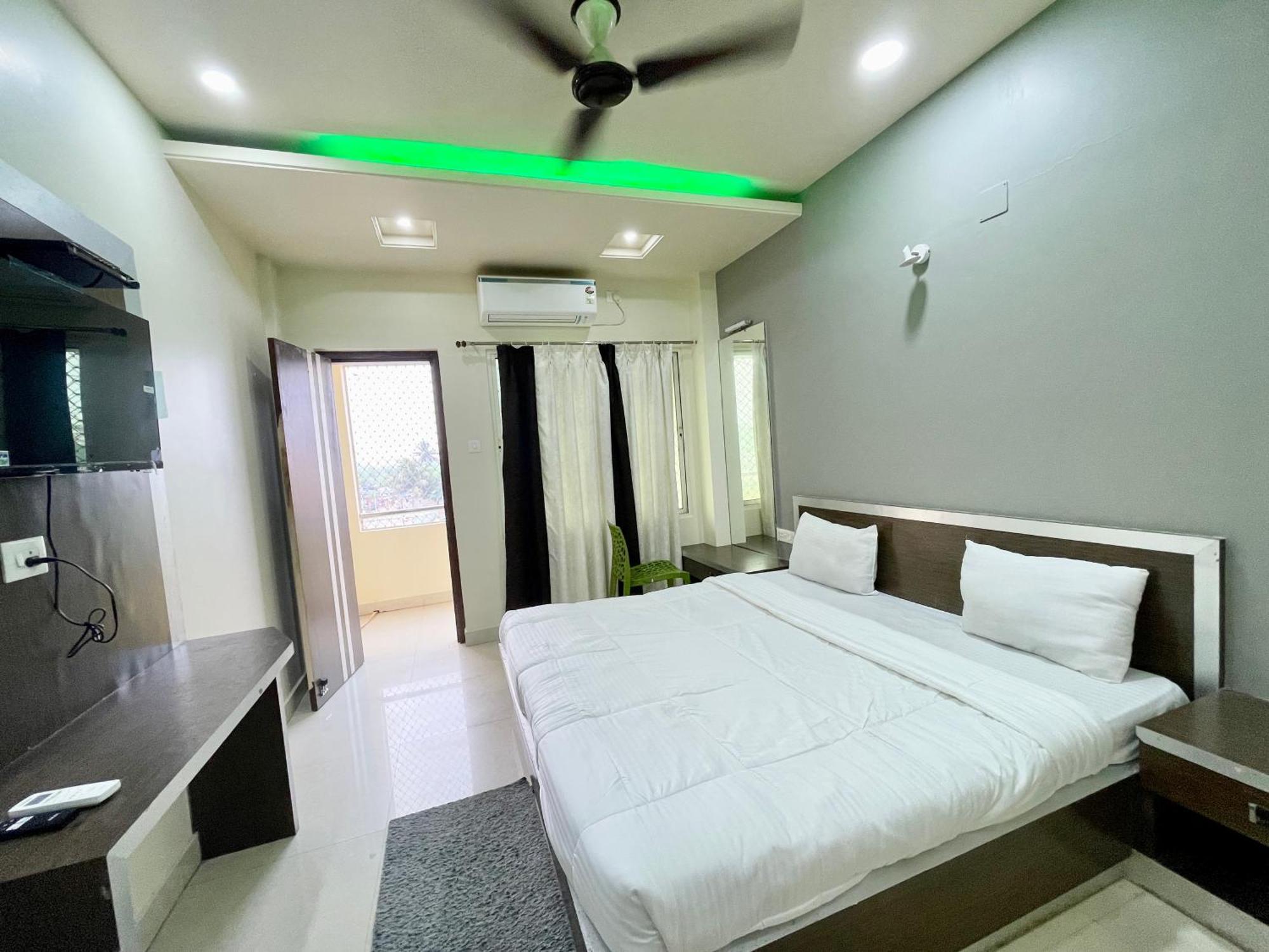 Close Puri Exterior photo