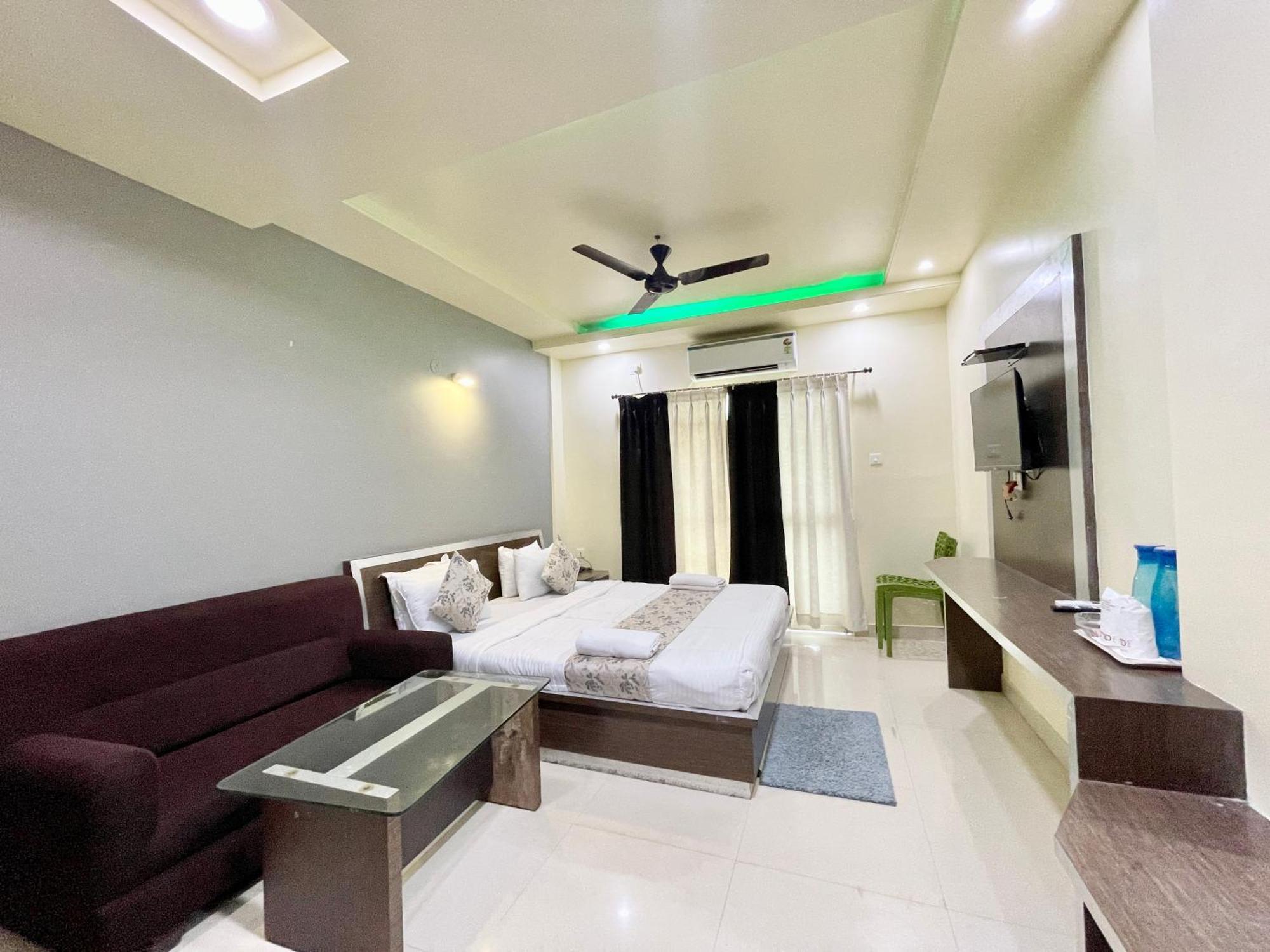 Close Puri Exterior photo
