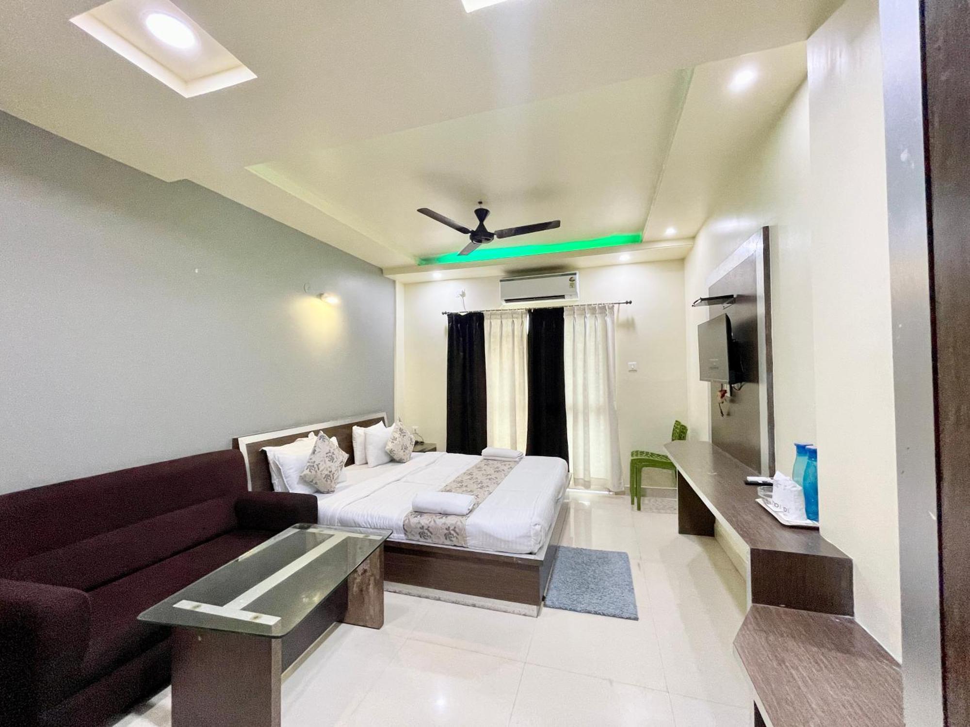 Close Puri Exterior photo
